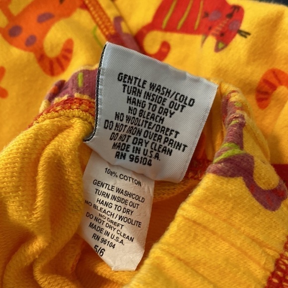 MIS Tee V Us cat flower red ball lef pants 5/6 - Picture 7 of 7